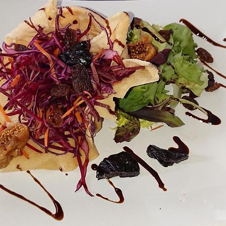Hotel-Restaurant Le Lion D'Or ปอร์รองทรุย ภายนอก รูปภาพ
